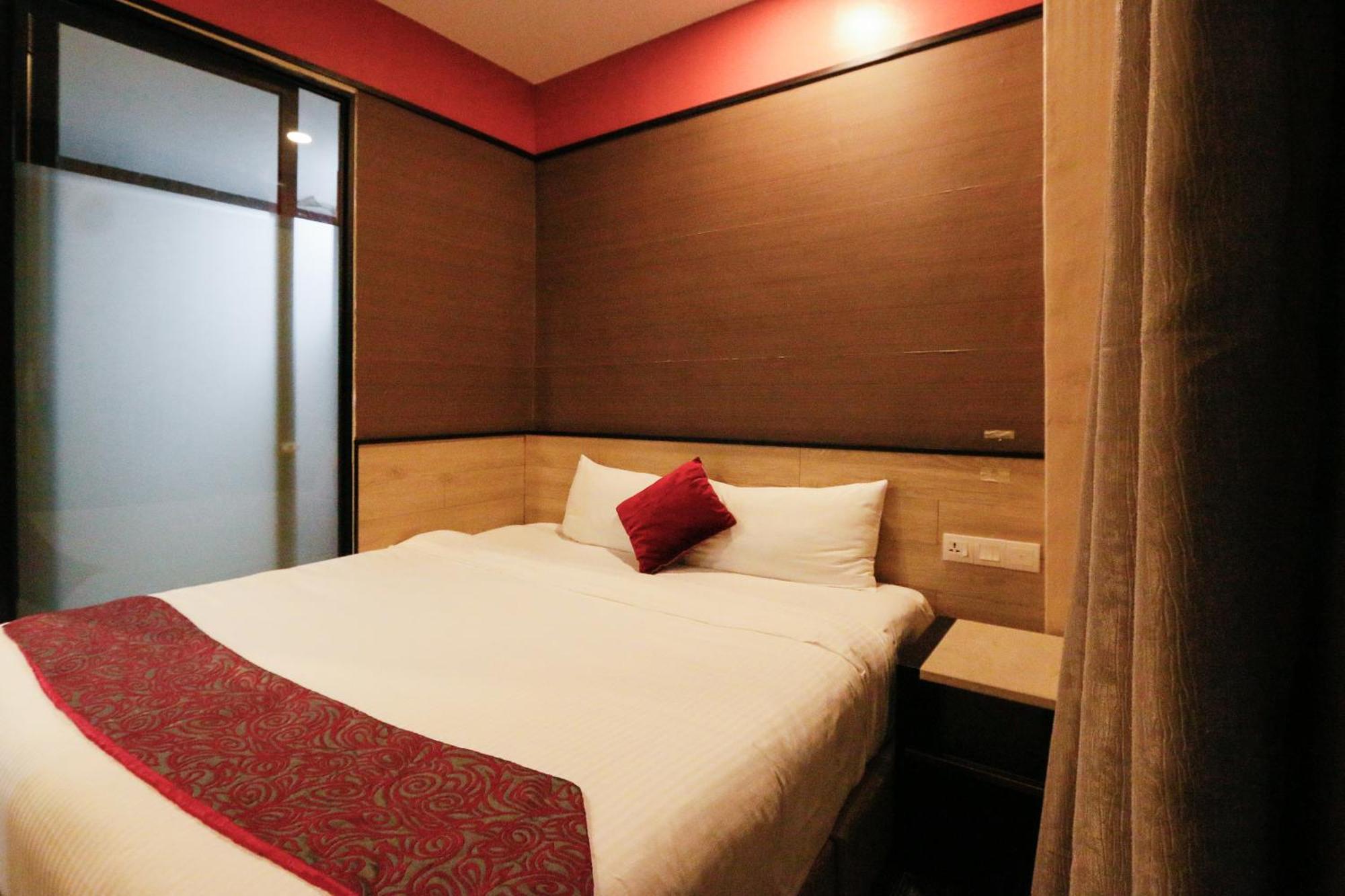 Golden Roof Hotel, Seri Iskandar Εξωτερικό φωτογραφία