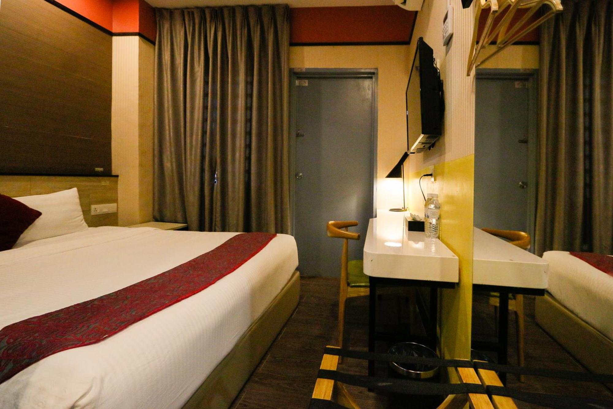 Golden Roof Hotel, Seri Iskandar Εξωτερικό φωτογραφία