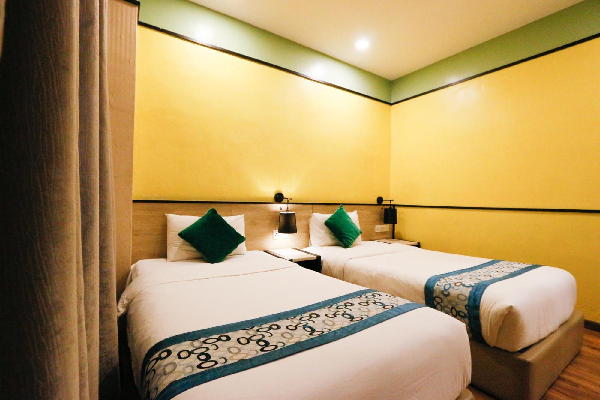 Golden Roof Hotel, Seri Iskandar Εξωτερικό φωτογραφία